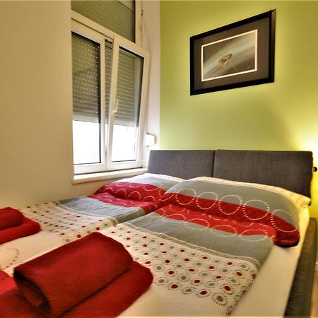 Modern Flat With 2 Rooms, Close To Schoenbrunn Vienna Luaran gambar